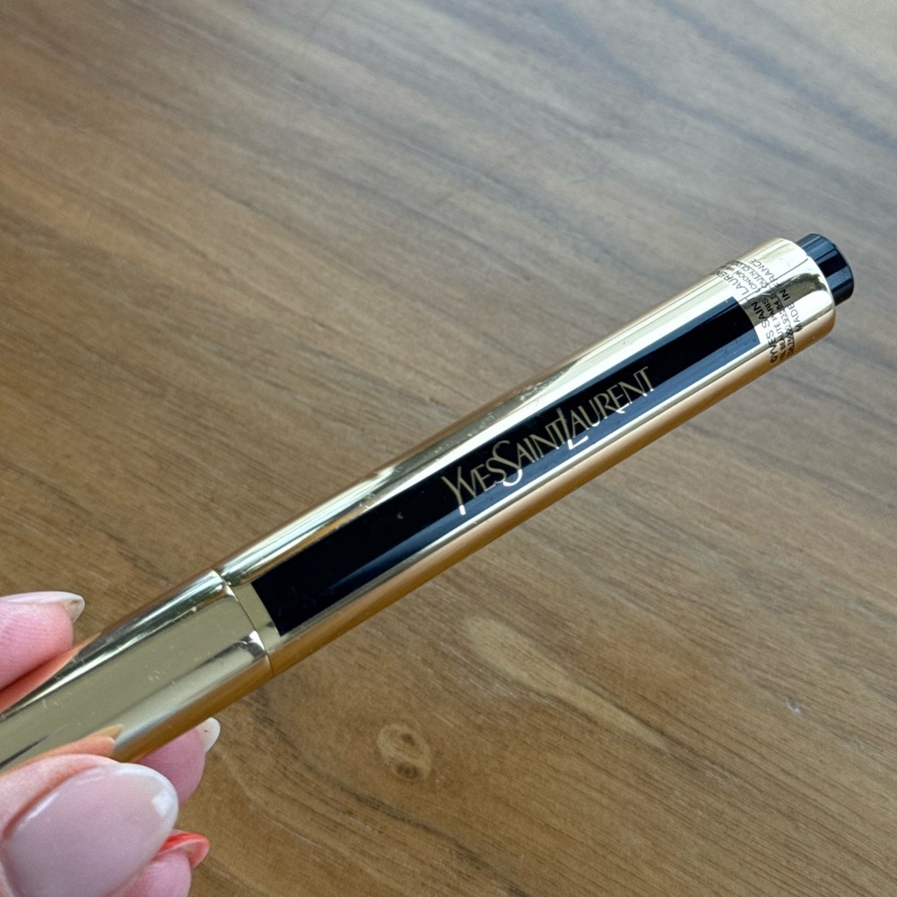 YSL Touche Éclat High Cover Radiant Concealer 5 - Picture 3 of 6